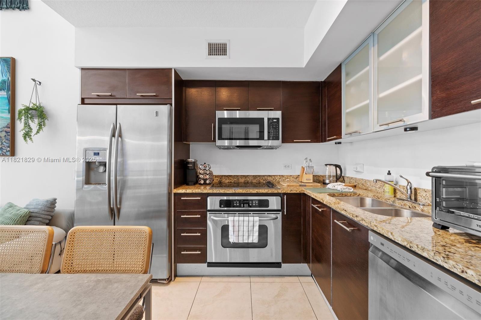 Property photo # 9