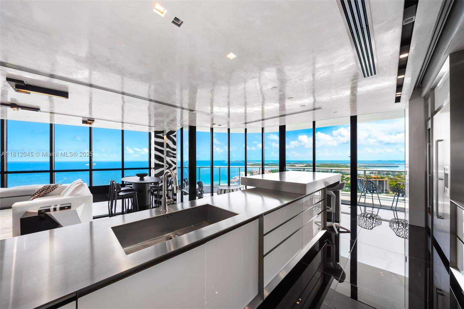 Apartamento en Venta en Miami Beach, FL