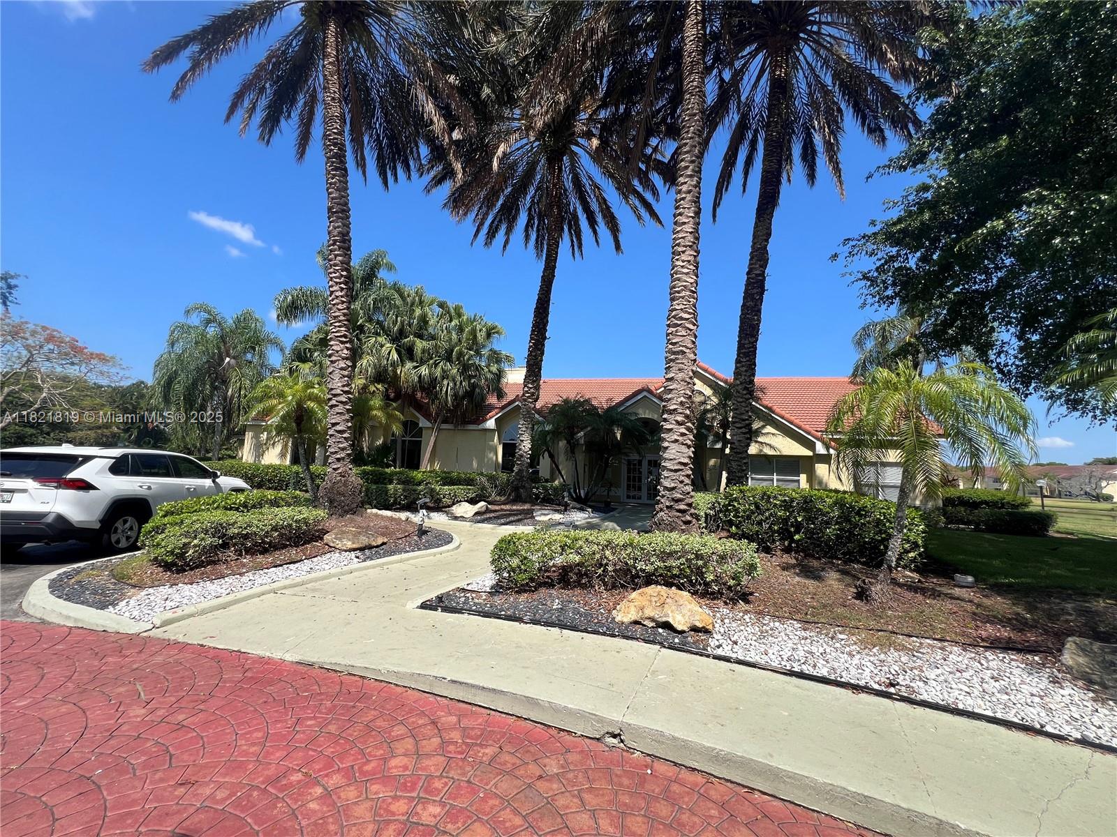 12730 Vista Isles Dr #813, Sunrise, Florida image 2