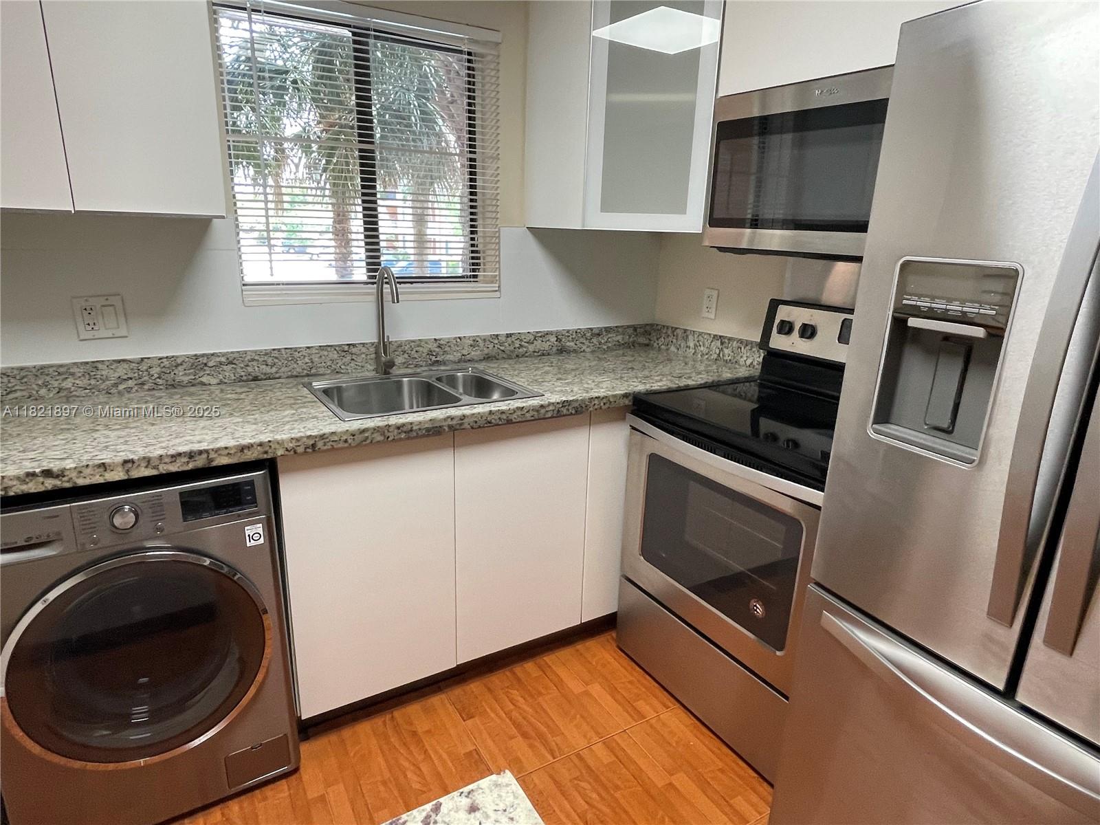 6900 SW 39th St #206J, Davie, Florida image 7