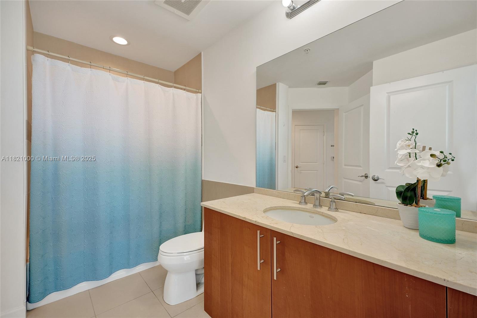 1945 S Ocean Dr #1114, Hallandale Beach, Florida image 17