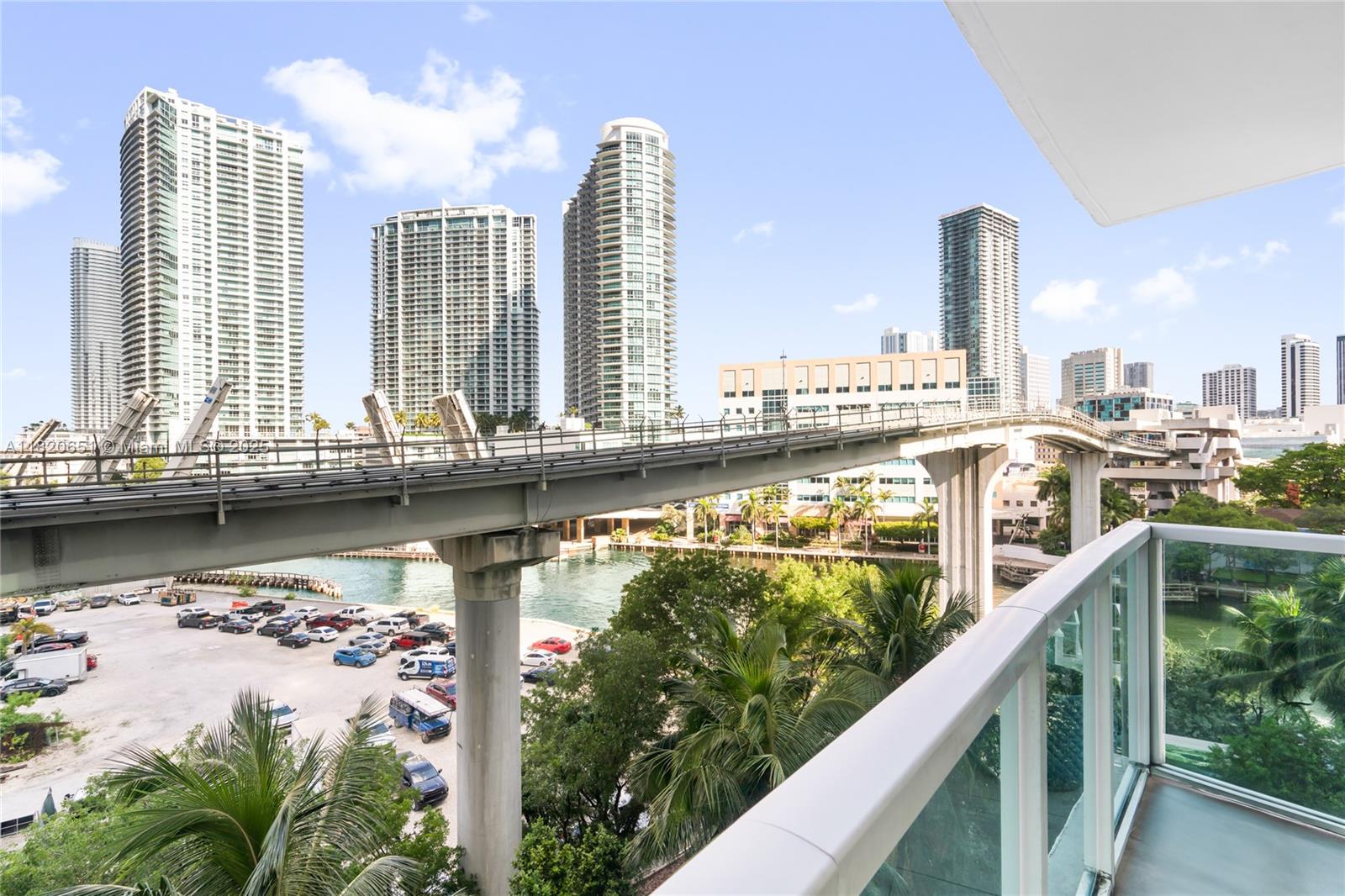 31 SE 5th St #707, Miami, Florida image 15