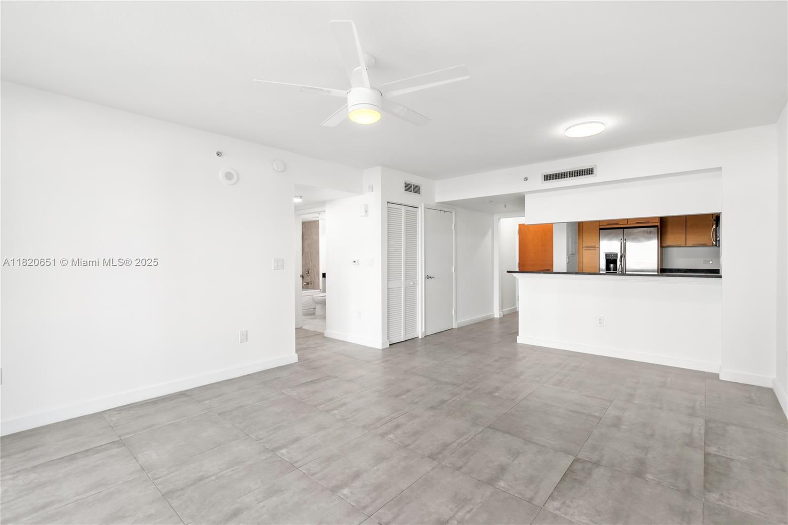 31 SE 5th St #707, Miami, Florida image 9
