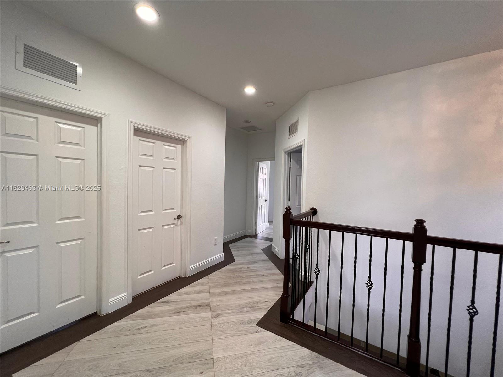 8744 NW 99th Path, Doral, Florida image 21