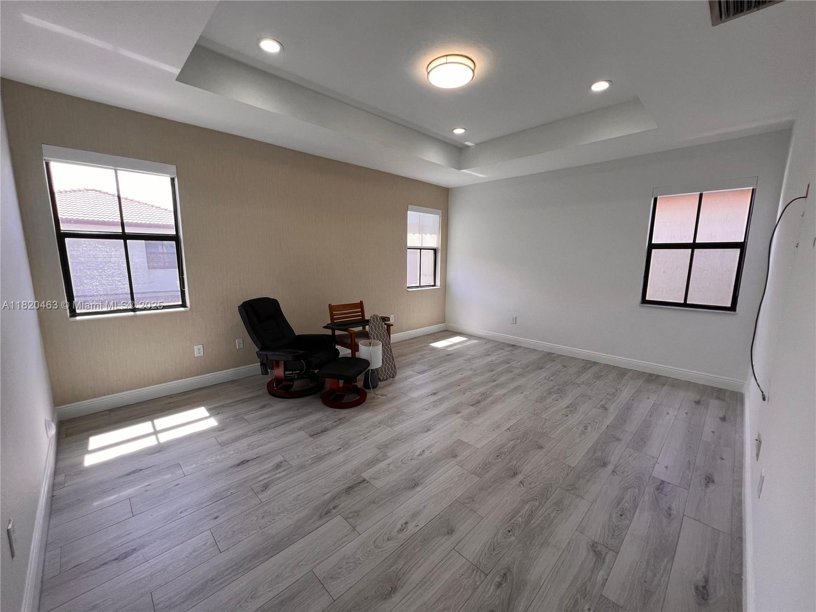 8744 NW 99th Path, Doral, Florida image 28
