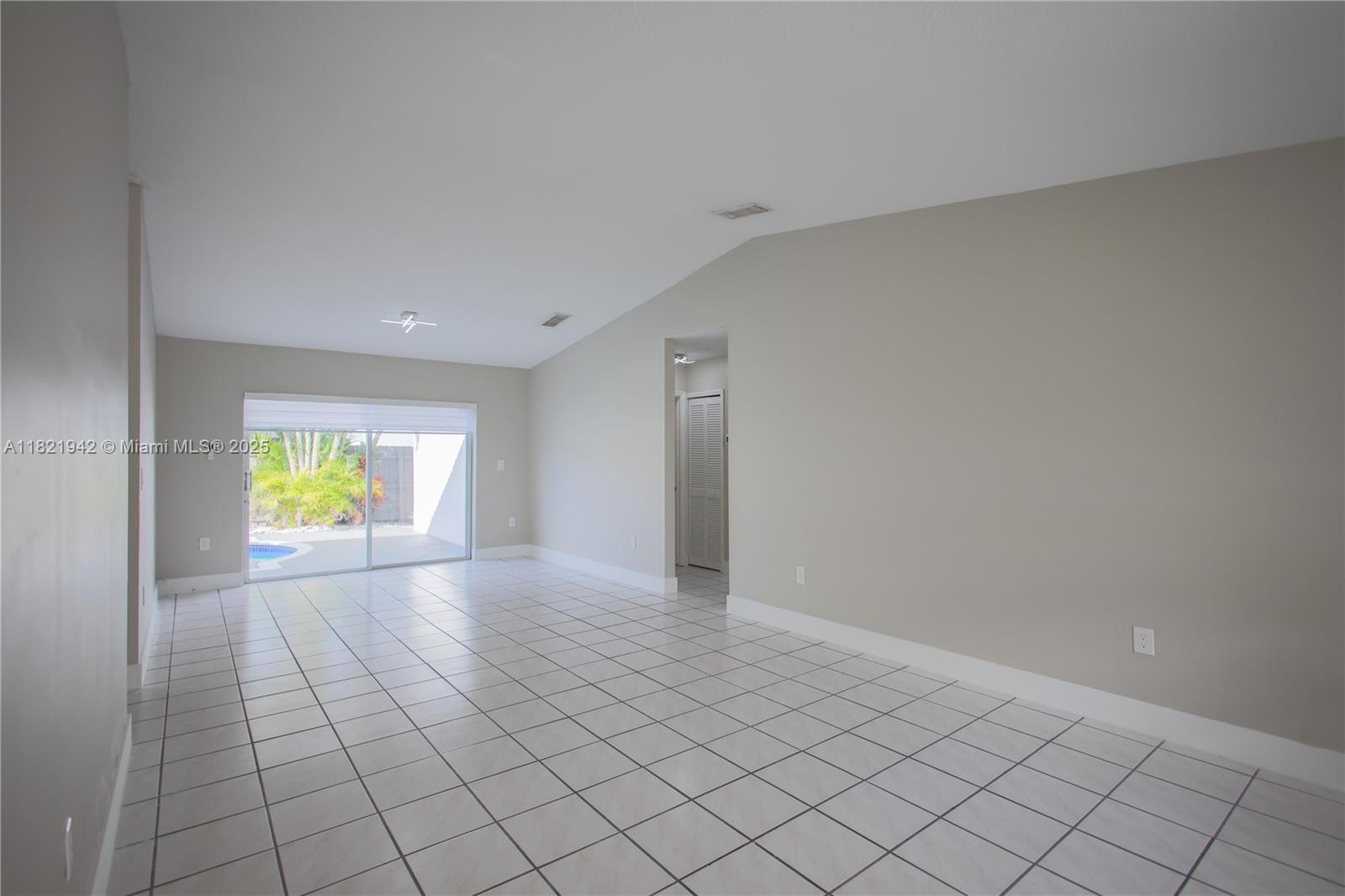 14443 SW 172nd Ln, Miami, Florida image 5
