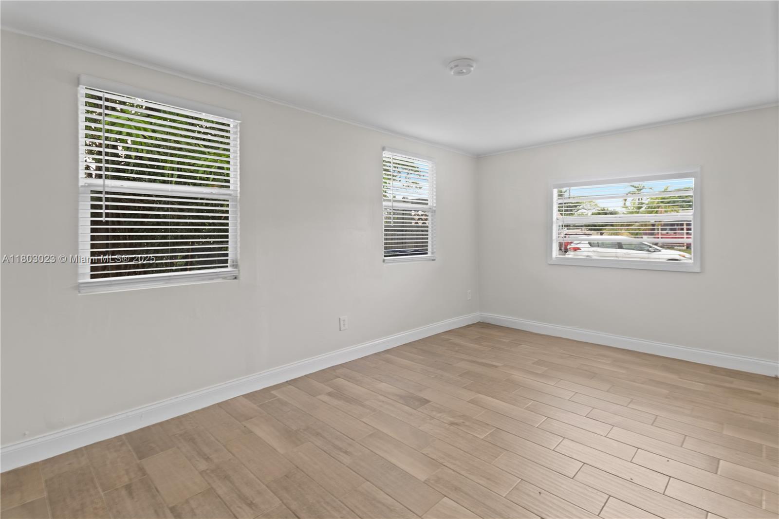 421 SW 64th Ter, Margate, Florida image 7