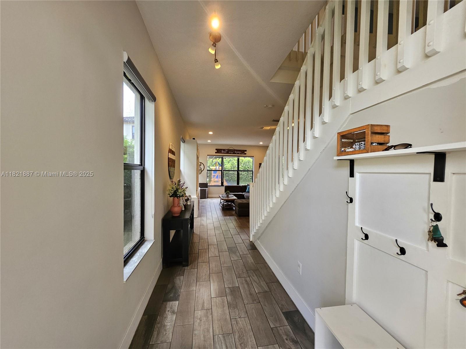 3238 W 96th Pl, Hialeah, Florida image 5