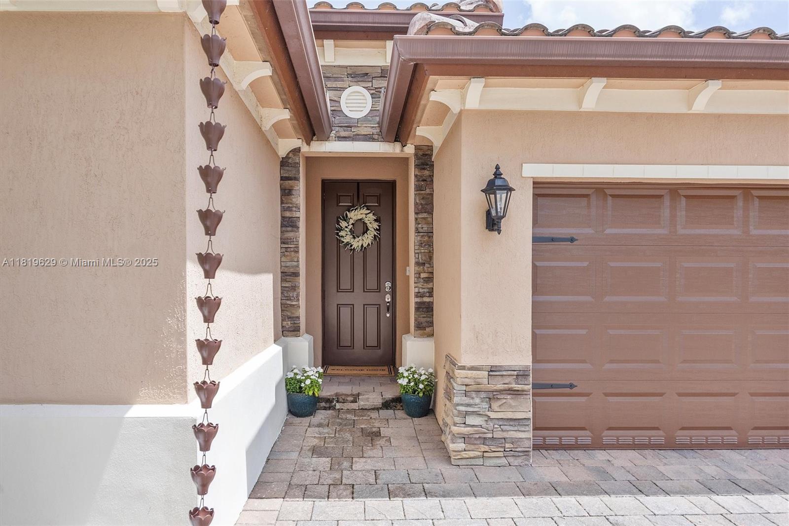 2743 NE 1st St, Homestead, Florida image 2