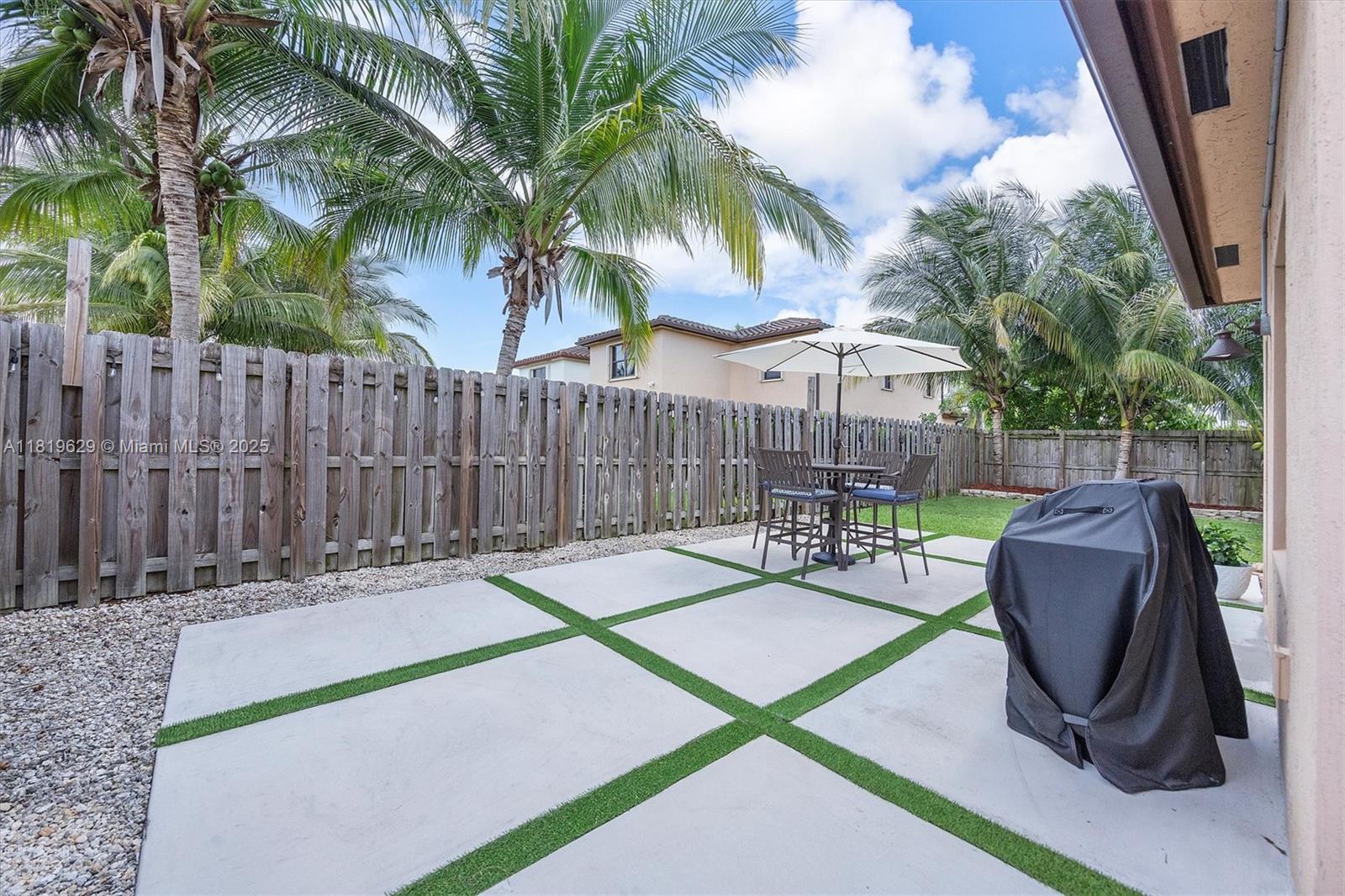 2743 NE 1st St, Homestead, Florida image 24