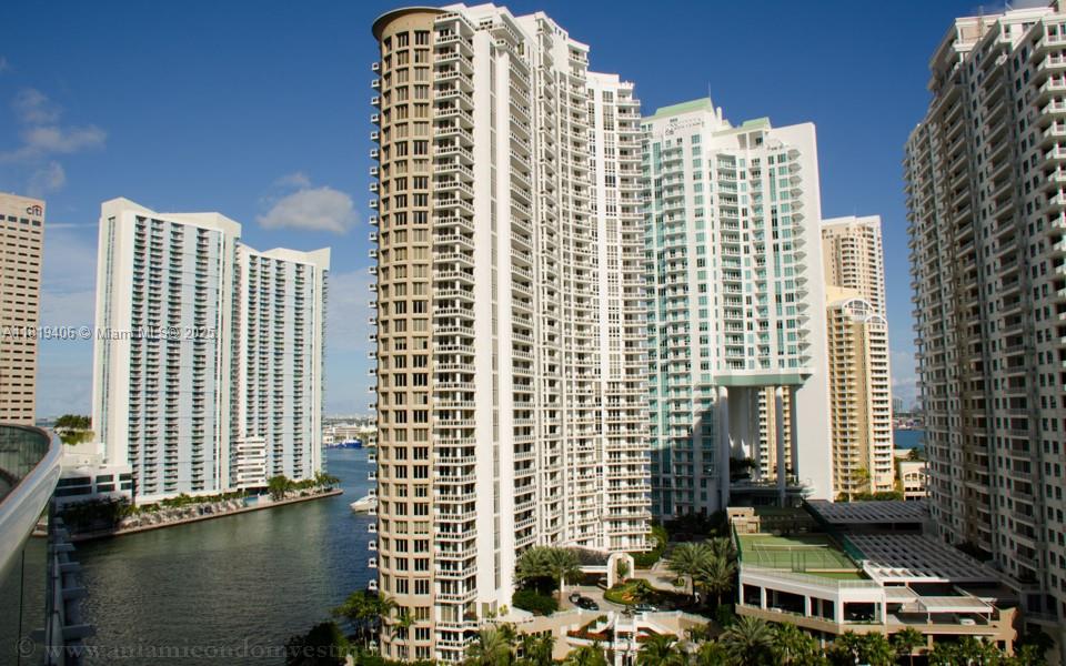 901 BRICKELL KEY BL #205, Miami FL 33131