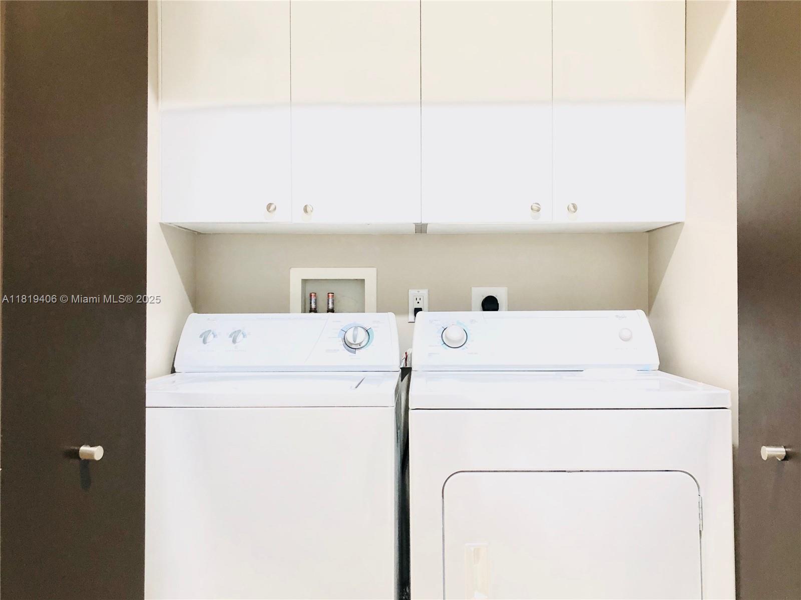 901 BRICKELL KEY BL #205, Miami FL 33131