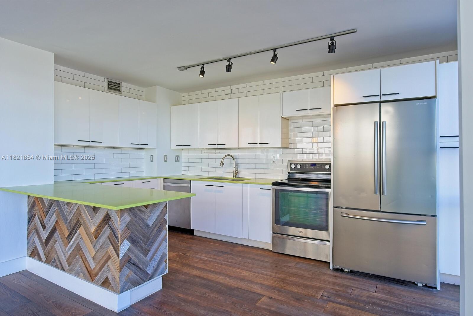 Property photo # 3