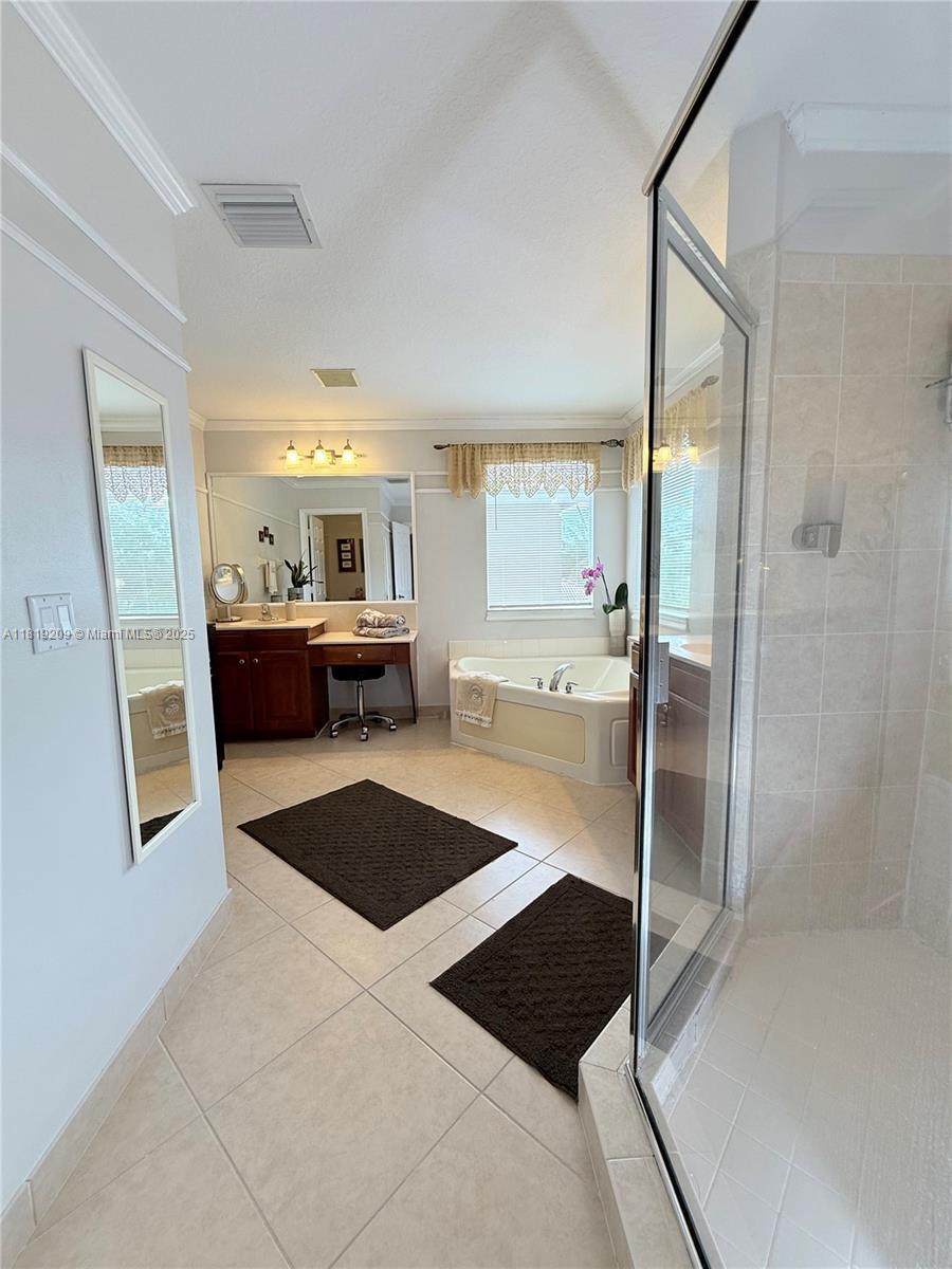 19421 Stonebrook St, Weston, Florida image 35