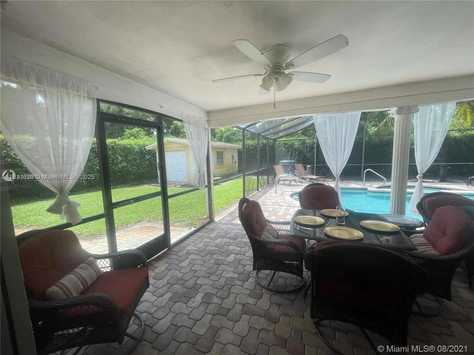 411 Martin Rd, Margate, Florida image 2