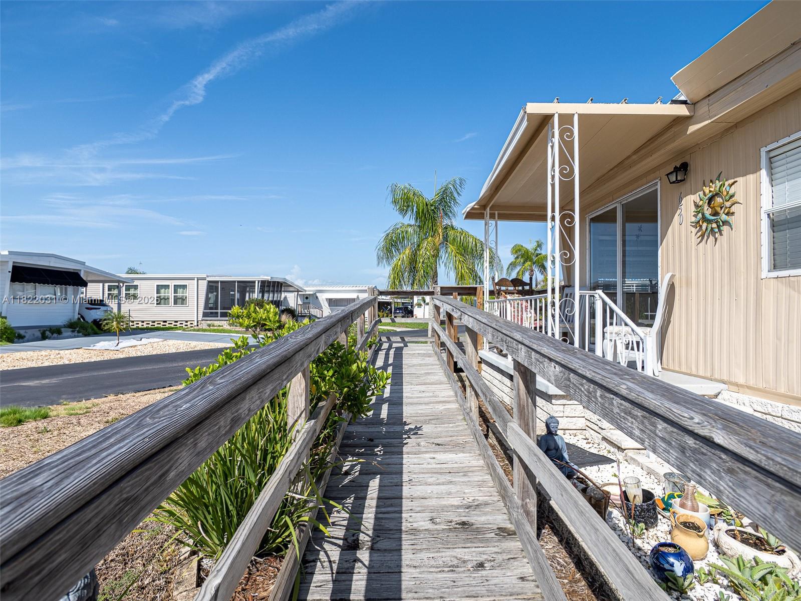 650 Mt Key Ave Ne, Saint Petersburg, Florida image 11