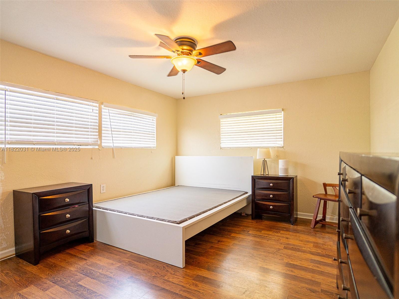650 Mt Key Ave Ne, Saint Petersburg, Florida image 5