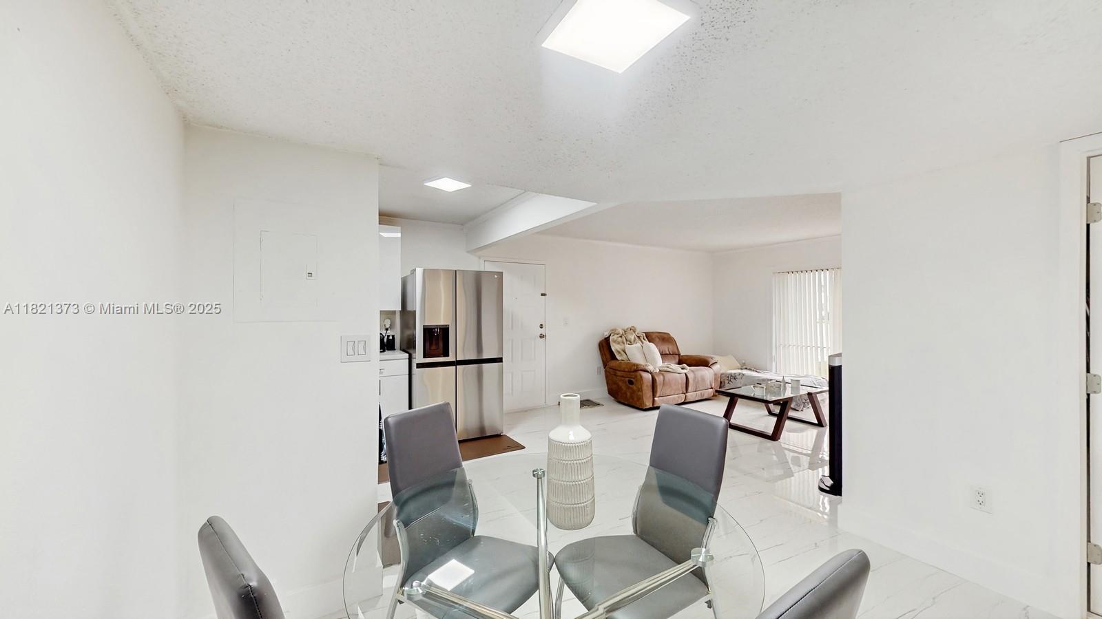 7180 NW 179th St #105, Hialeah, Florida image 8