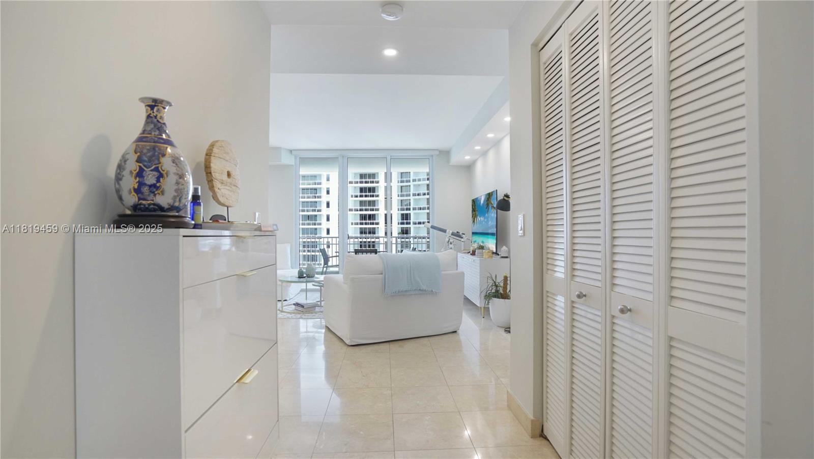 801 Brickell Key Blvd #2210, Miami, Florida image 29