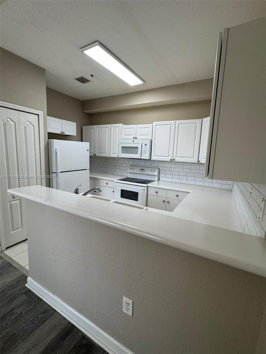Property photo # 6