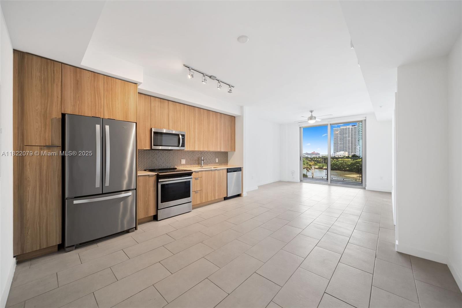 Property photo # 2