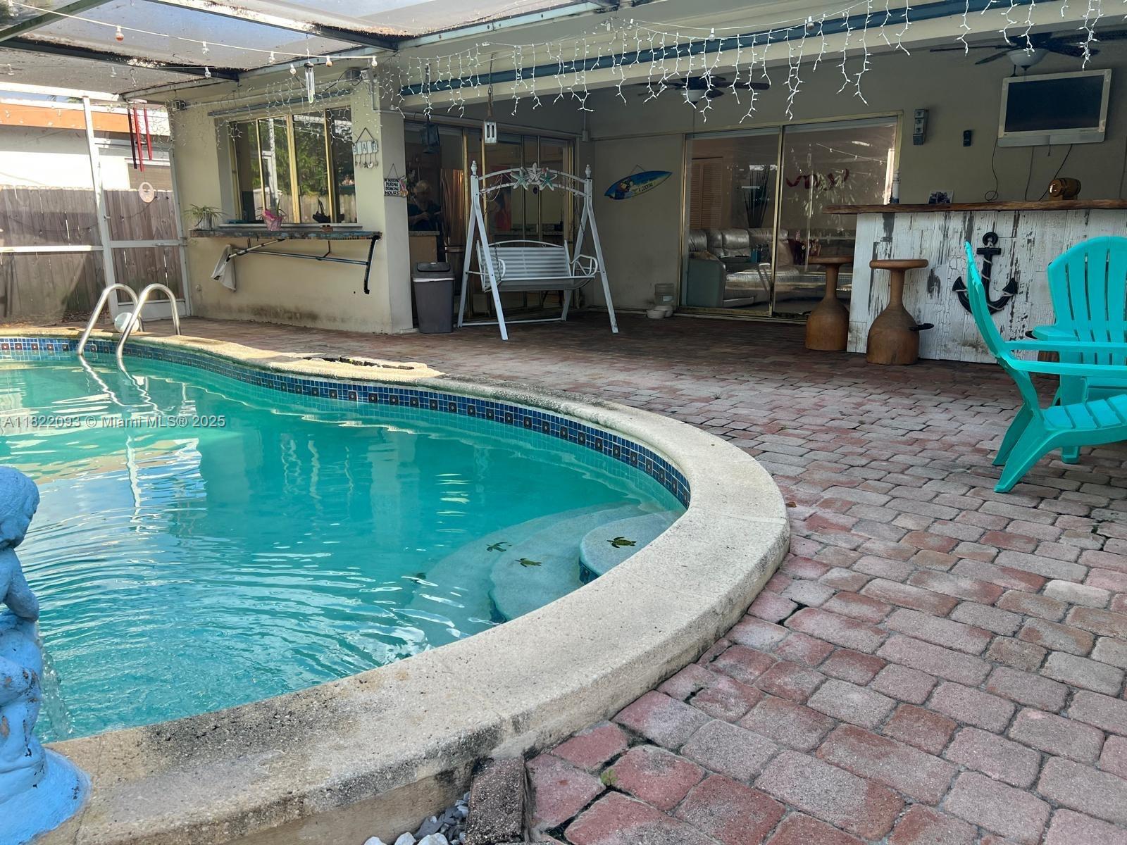 7110 SW 11th St, Pembroke Pines, Florida image 35