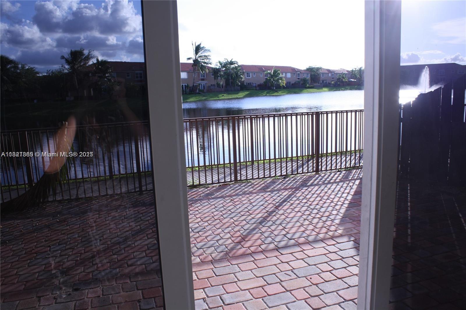 15270 SW 30th Ter, Miami, Florida image 4