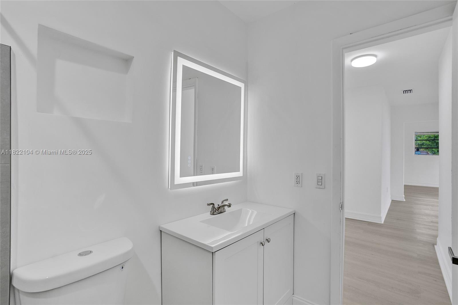 539 E 30th St, Hialeah, Florida image 19