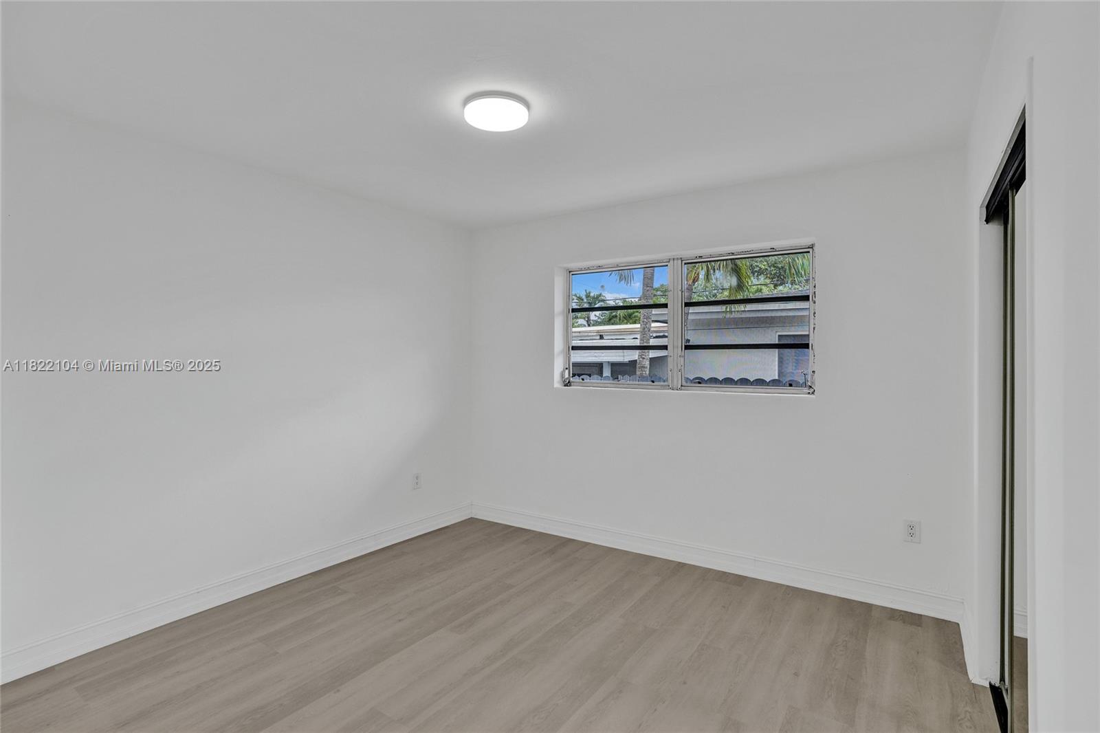 539 E 30th St, Hialeah, Florida image 21