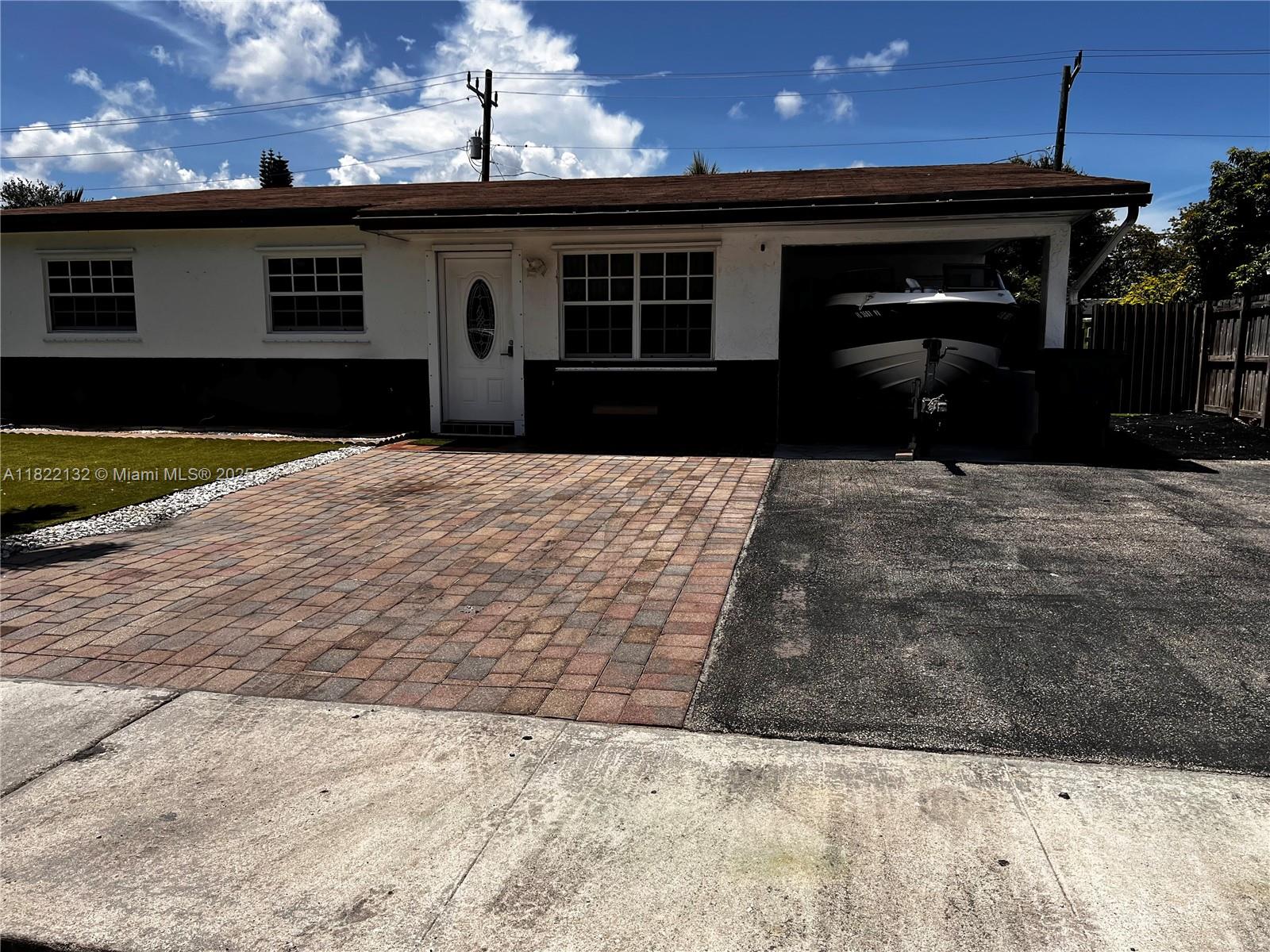 7151 Pershing St, Hollywood, Florida image 4
