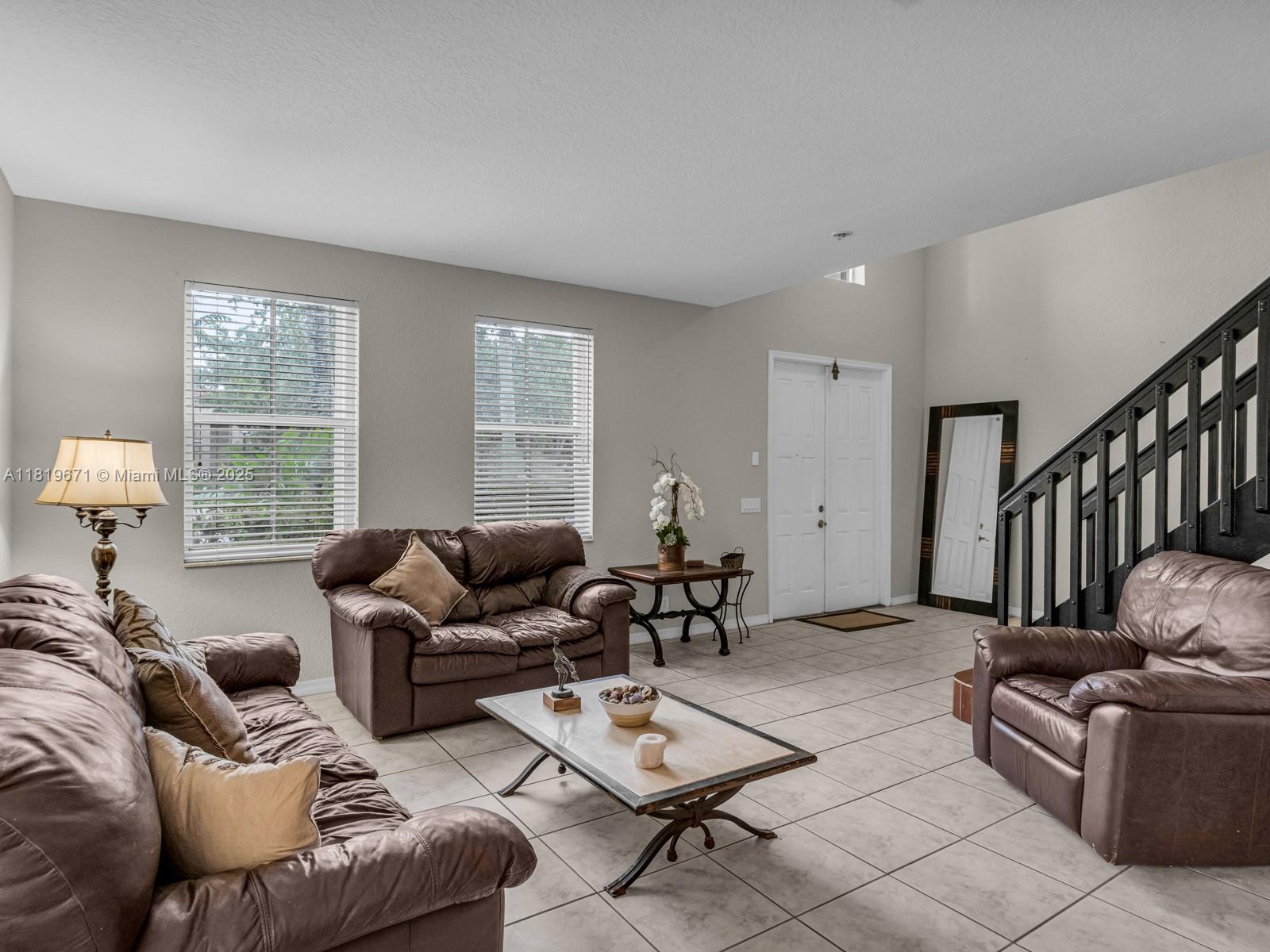 4209 Pinewood Ln, Weston, Florida image 10