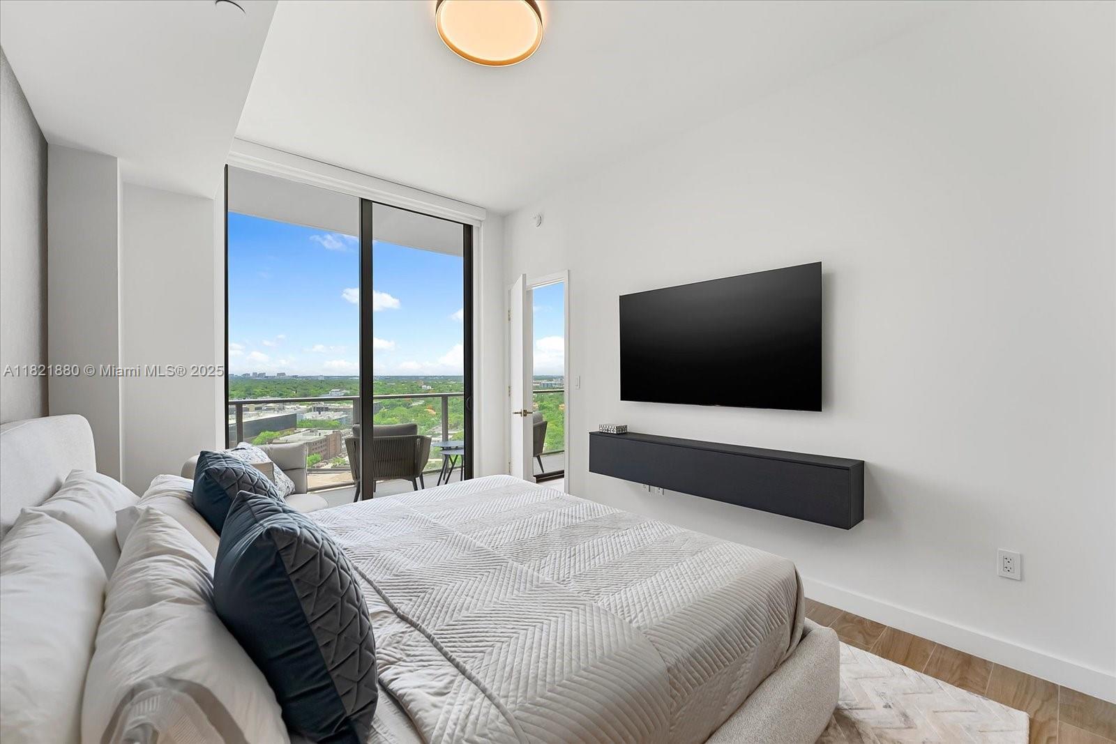 Property photo # 9
