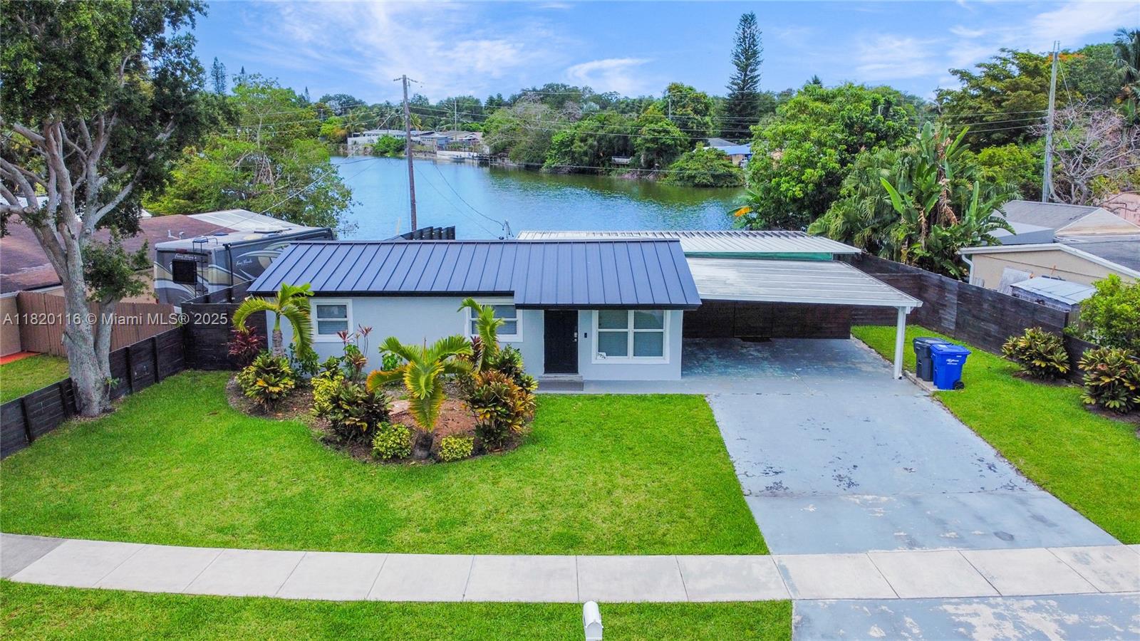 5936 N Farragut Dr, Hollywood, Florida image 1