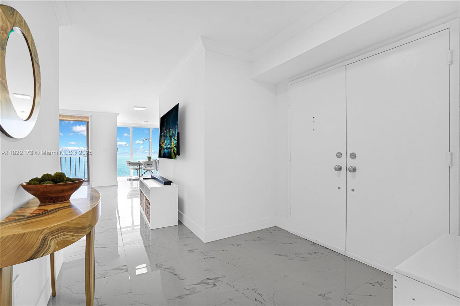 881 OCEAN DR #21D, Key Biscayne FL 33149
