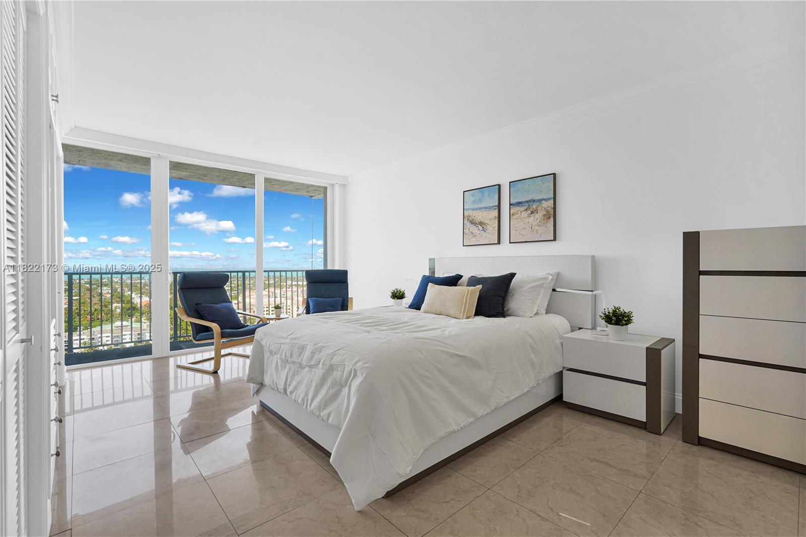881 OCEAN DR #21D, Key Biscayne FL 33149