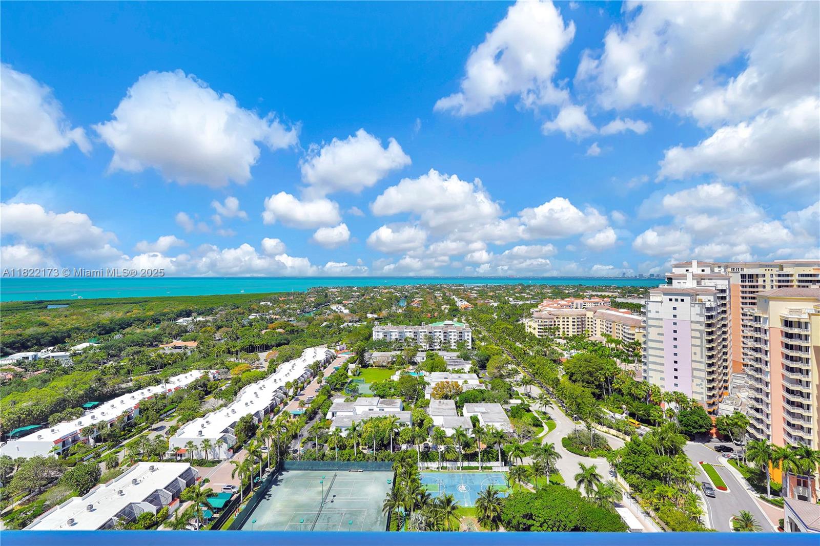 881 OCEAN DR #21D, Key Biscayne FL 33149