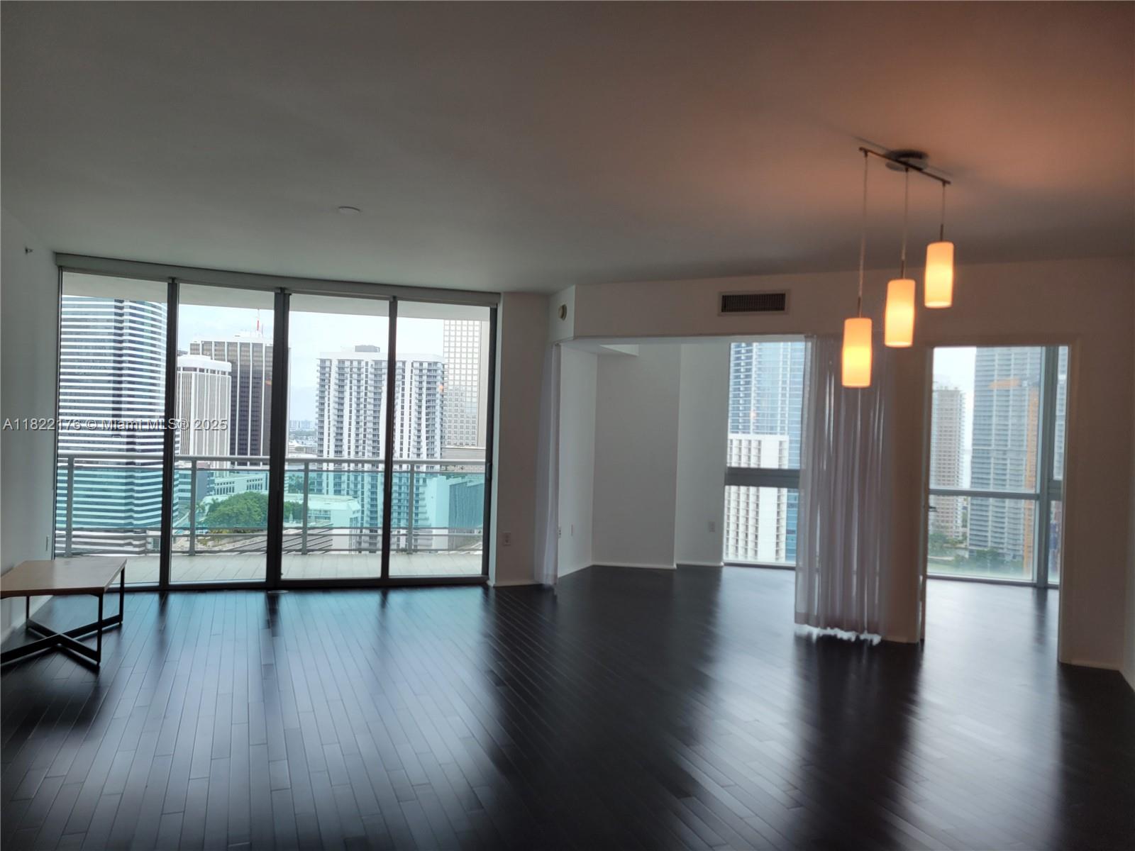 Condo for Rent in Miami, FL