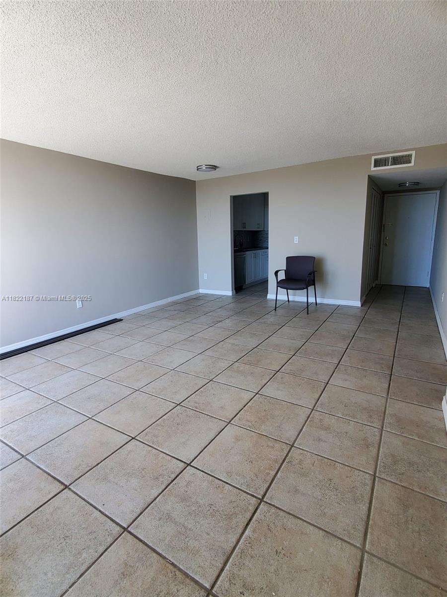 Residential, North Miami, Florida image 6