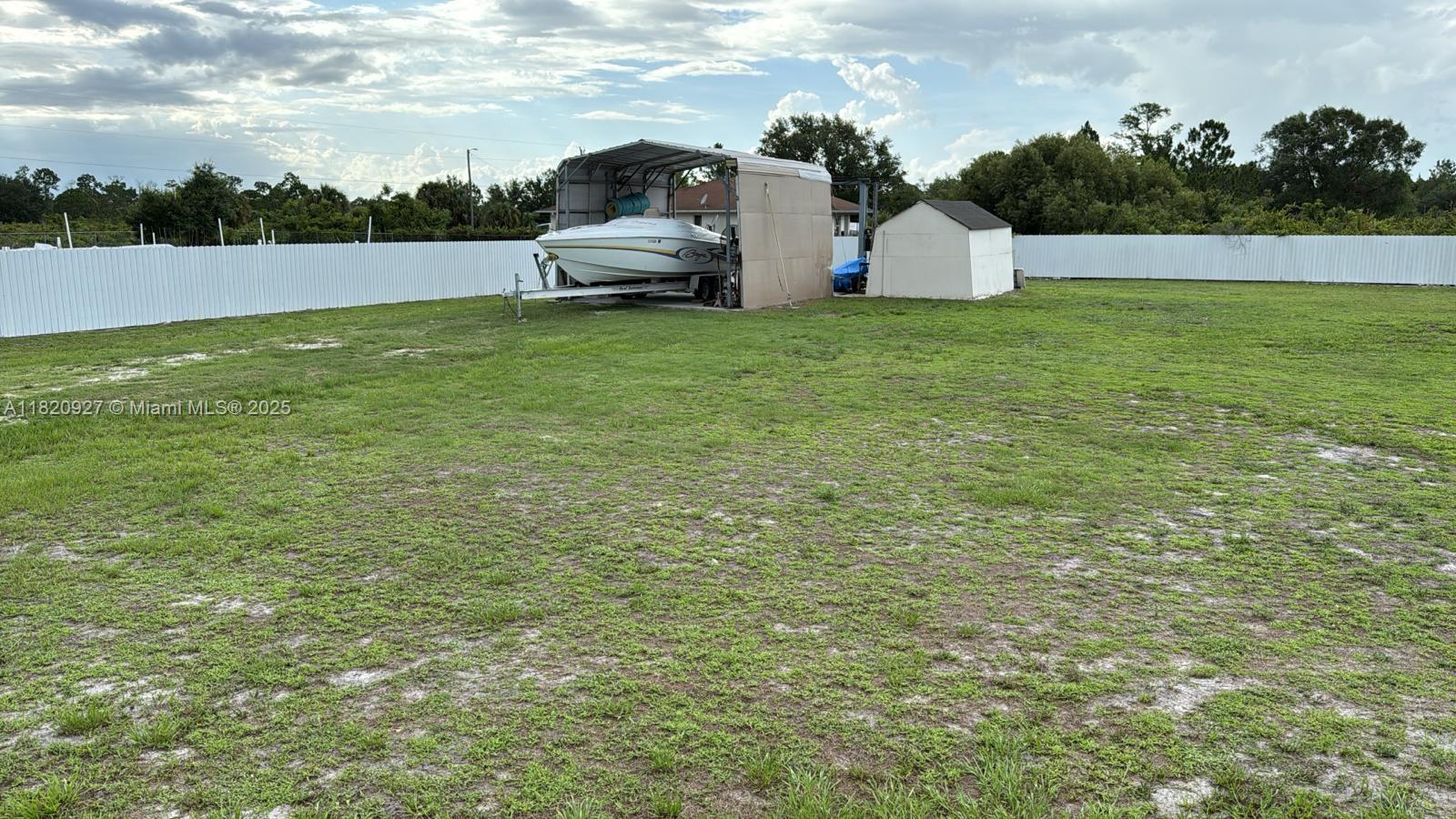 681 Hunting Club Avenue, Clewiston, Florida image 10