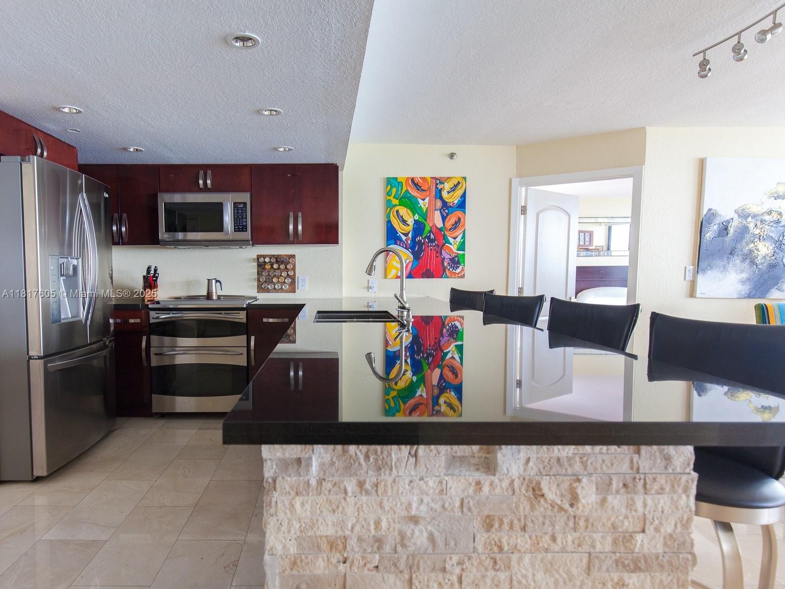 Property photo # 2