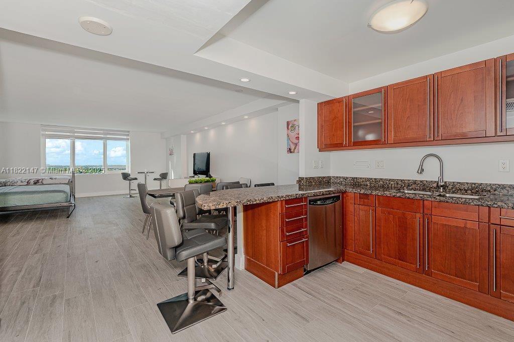 Property photo # 9