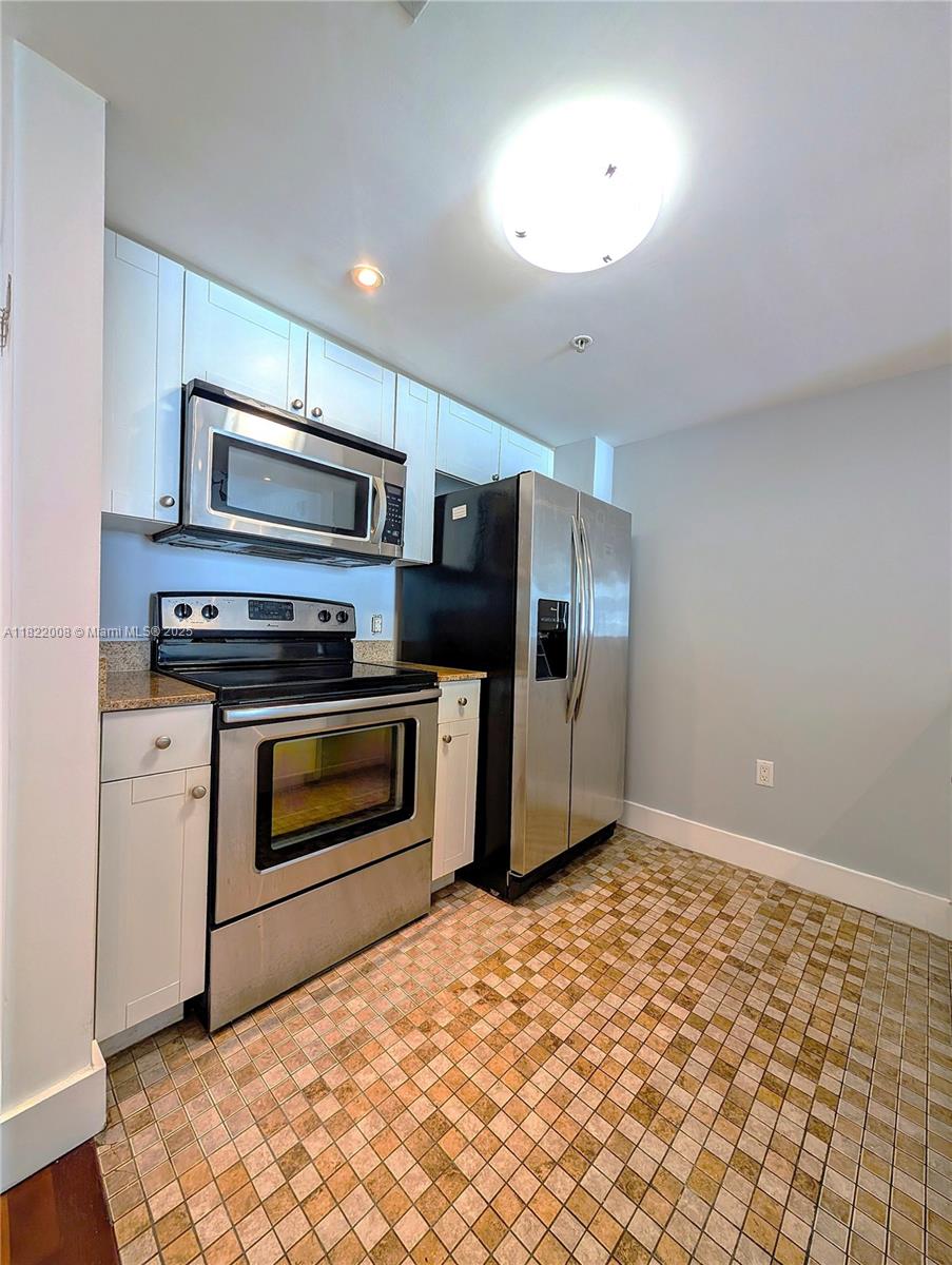 Property photo # 2