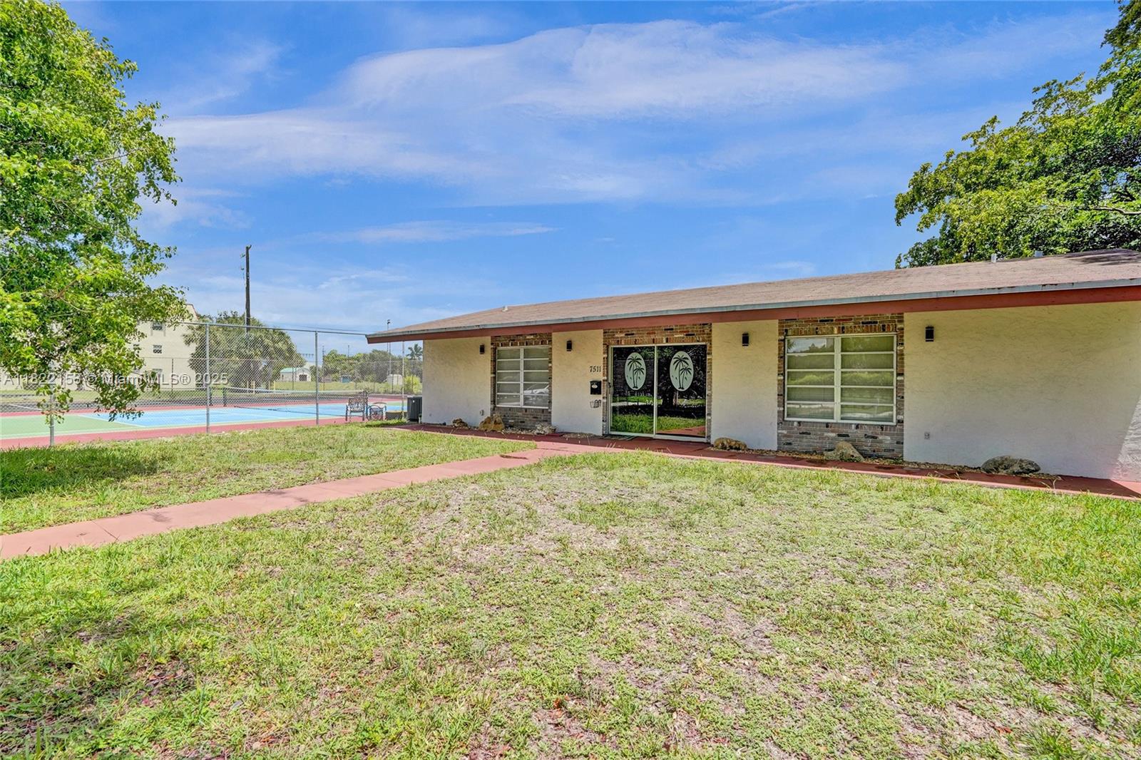 7502 NW 30th Pl #112, Sunrise, Florida image 35