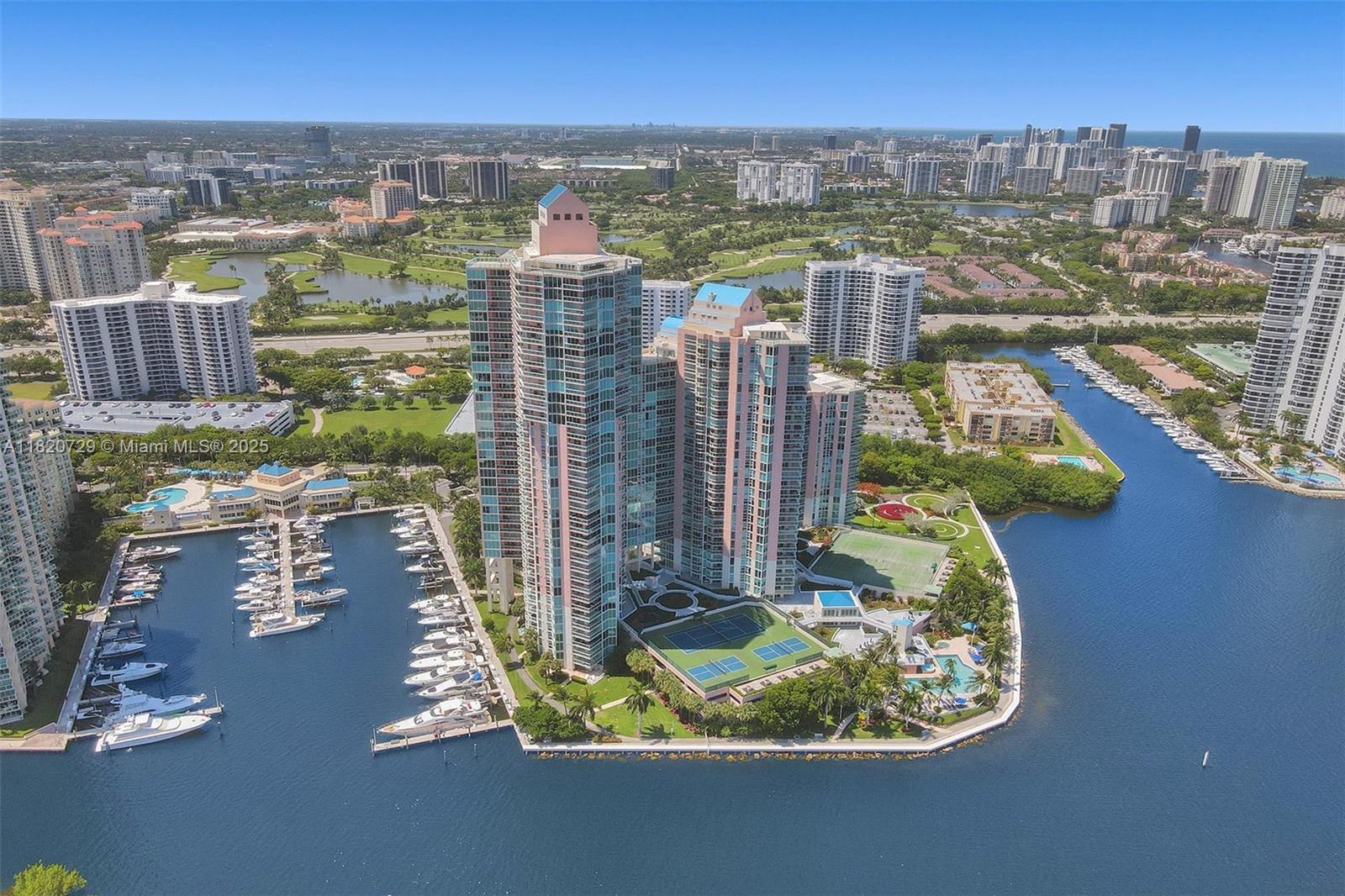 3370 Hidden Bay Dr #3115, Aventura, Florida image 25