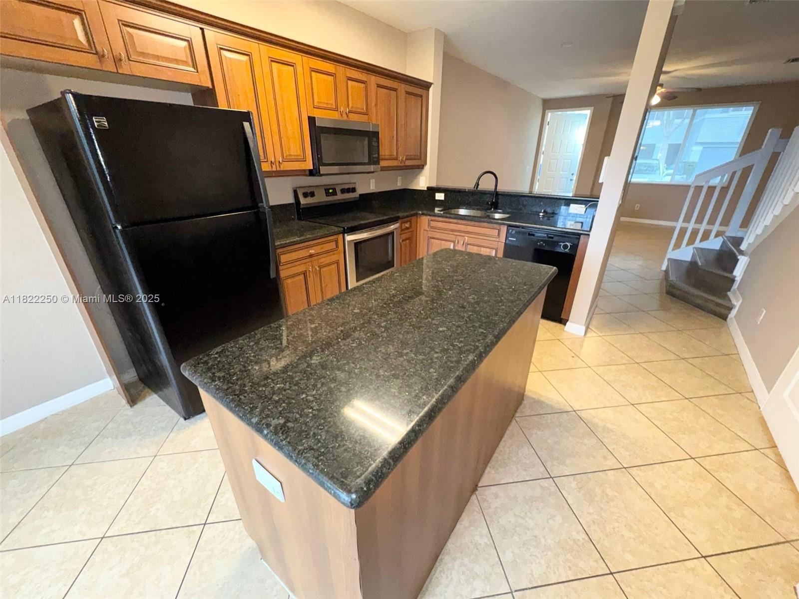Property photo # 6