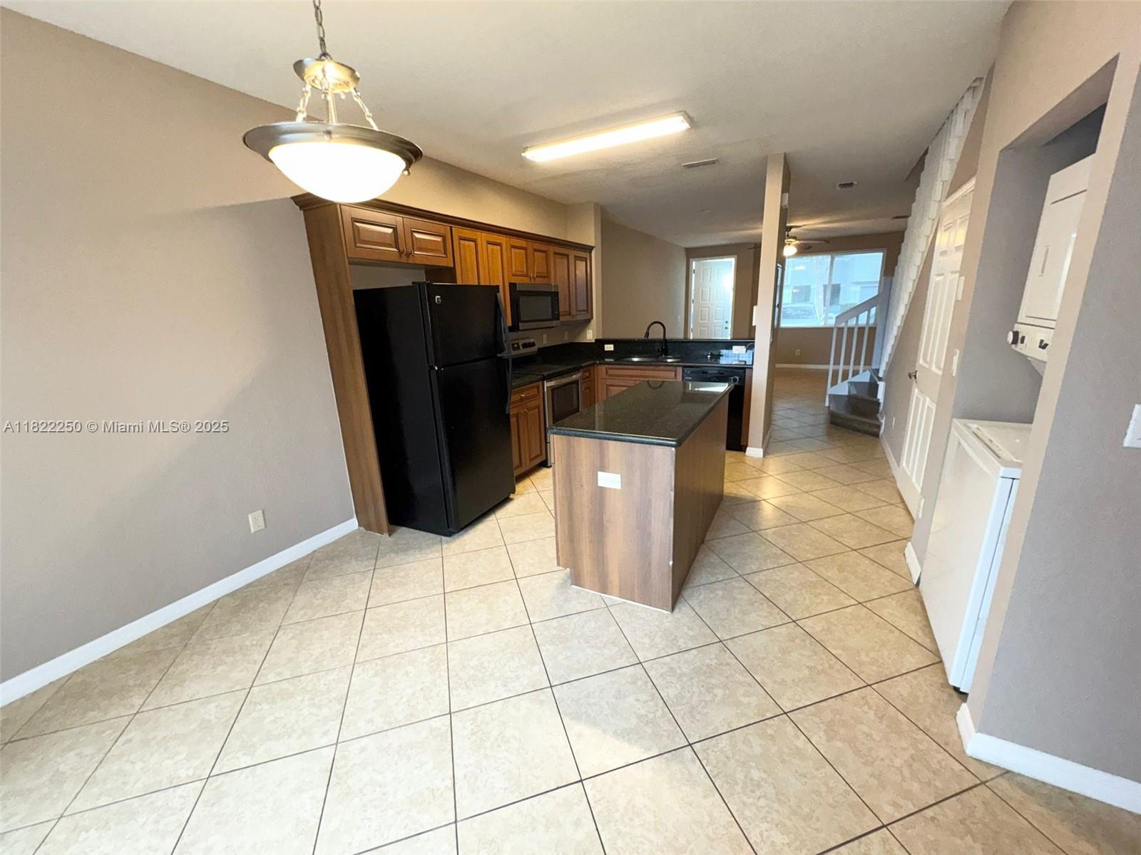 Property photo # 9