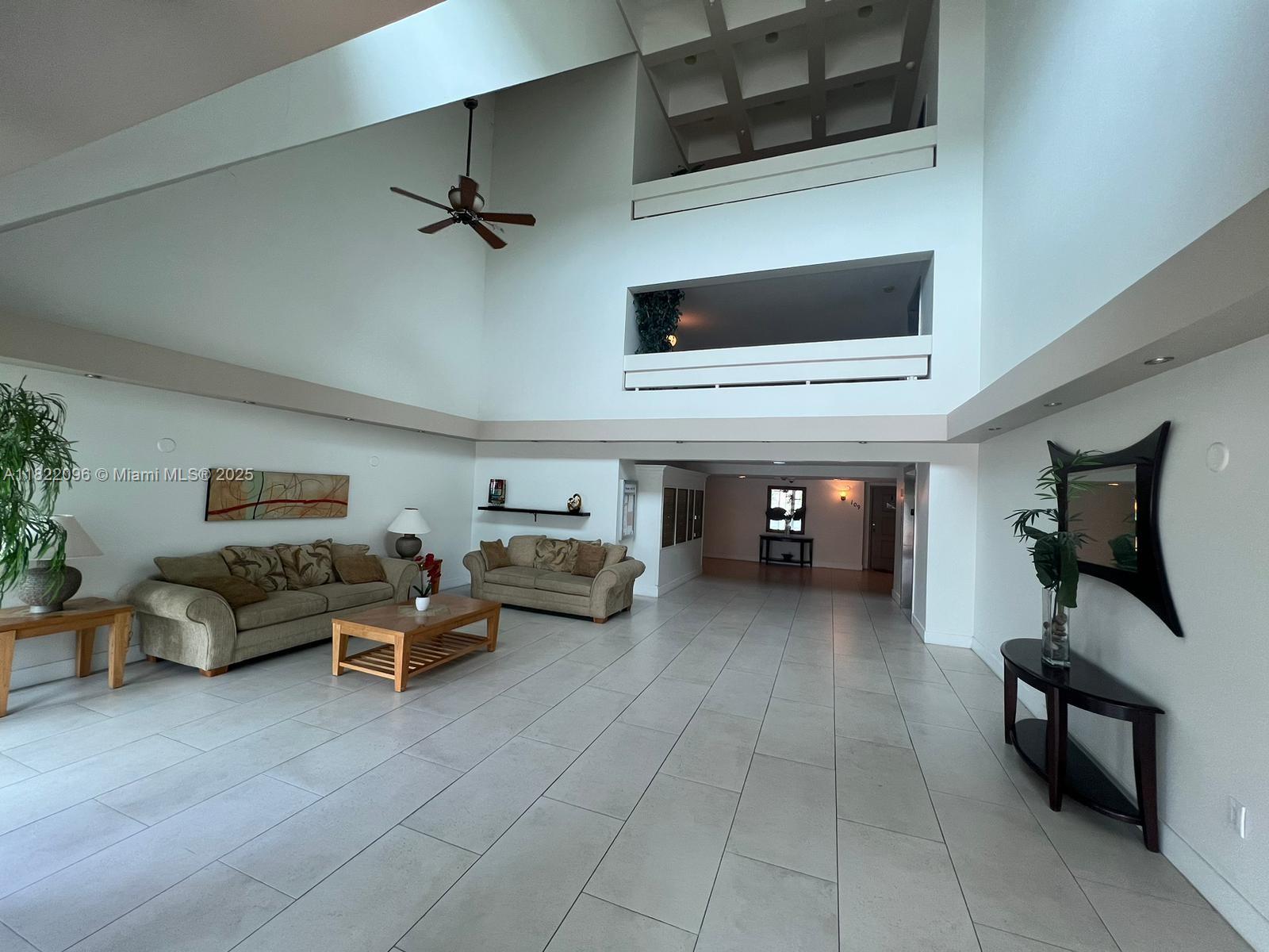 100 Lakeview Dr #118, Weston, Florida image 3