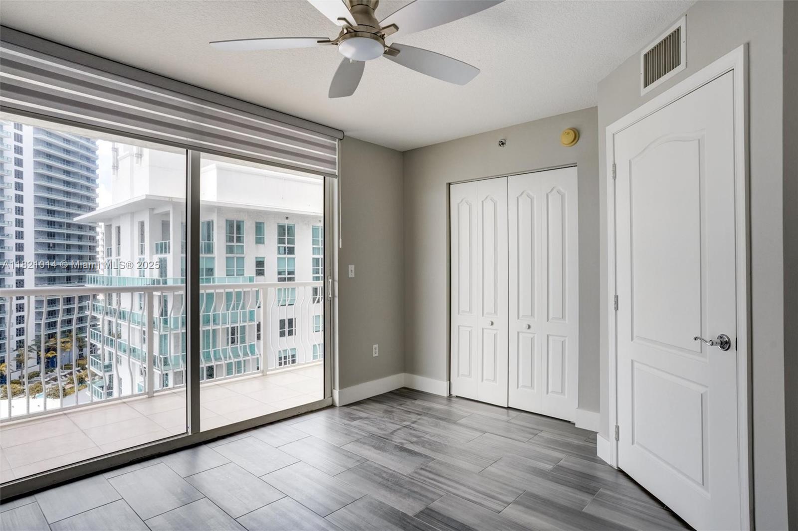 1200 Brickell Bay Dr #2501, Miami, Florida image 16