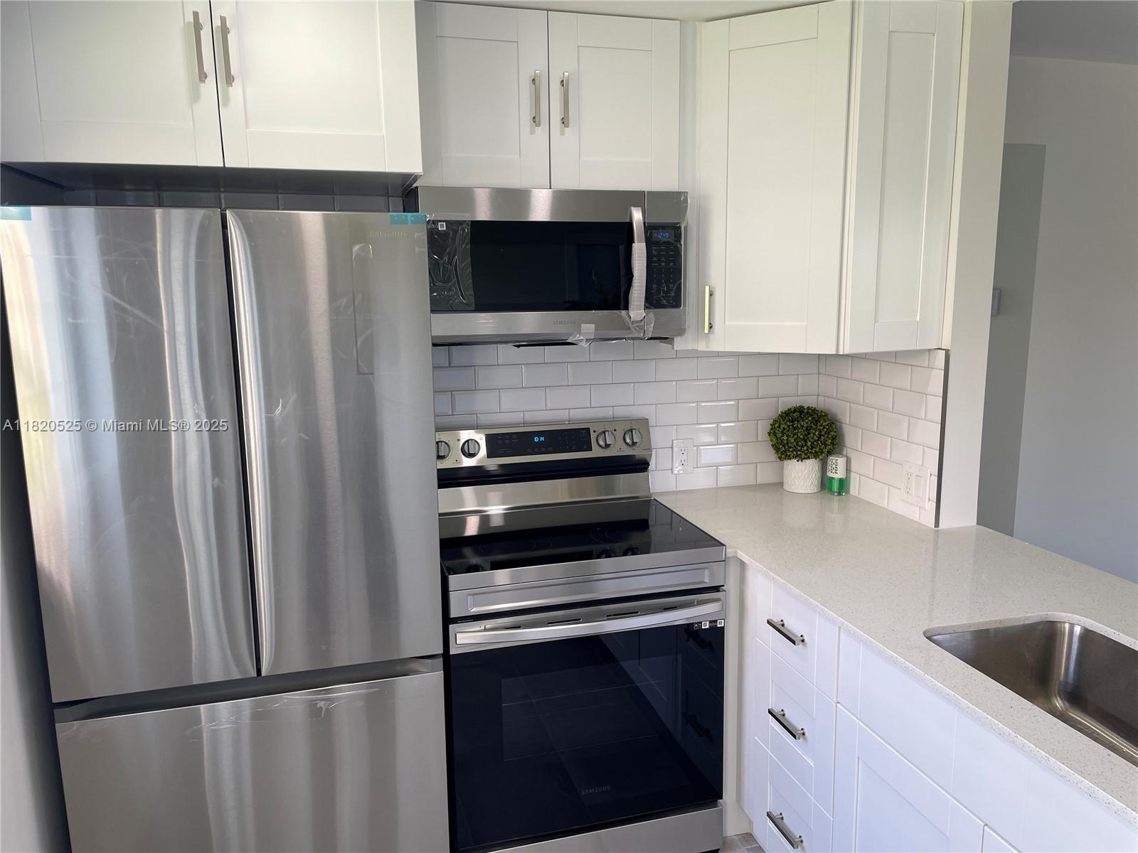 Property photo # 9