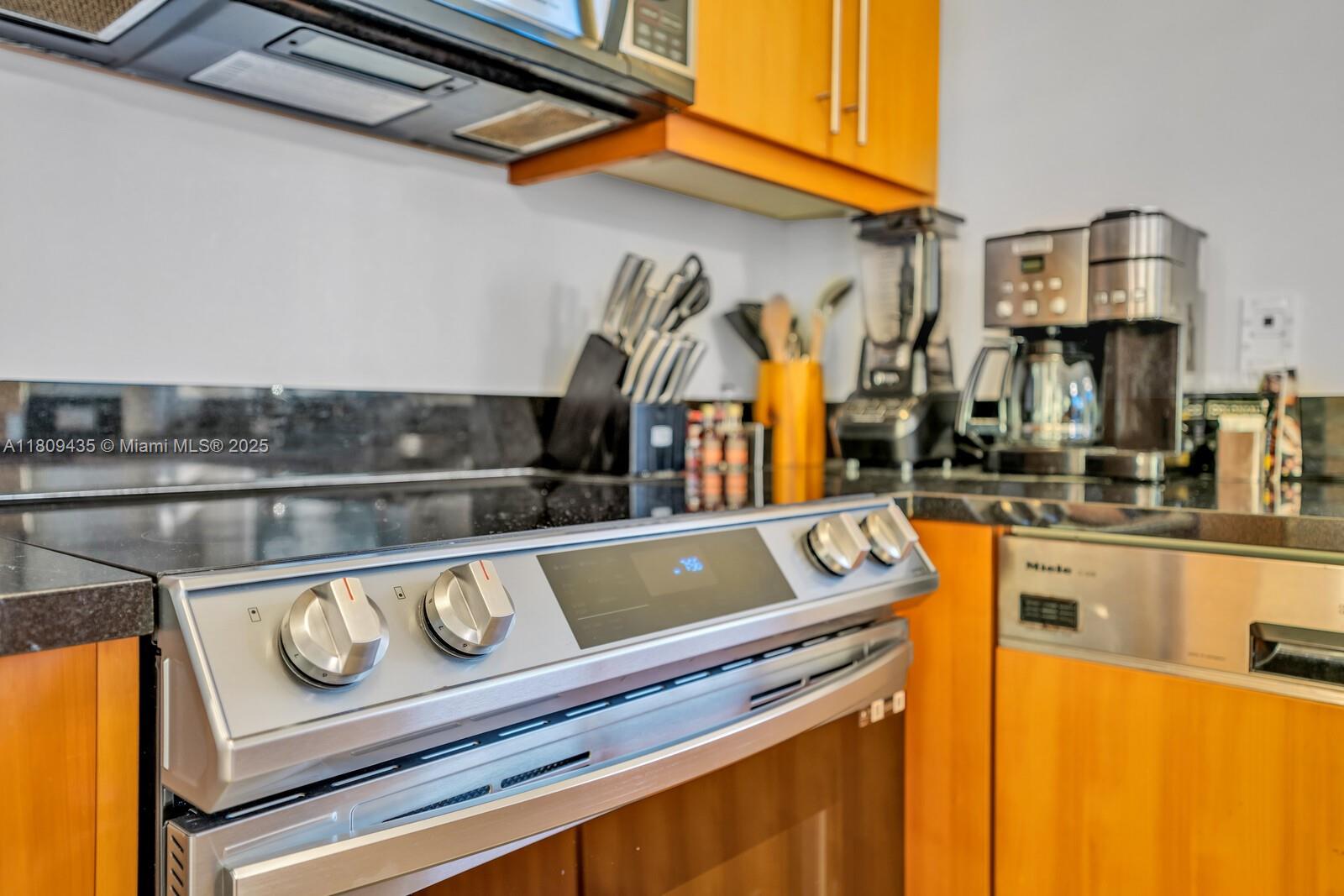 1435 Brickell Ave #3012, Miami, Florida image 16